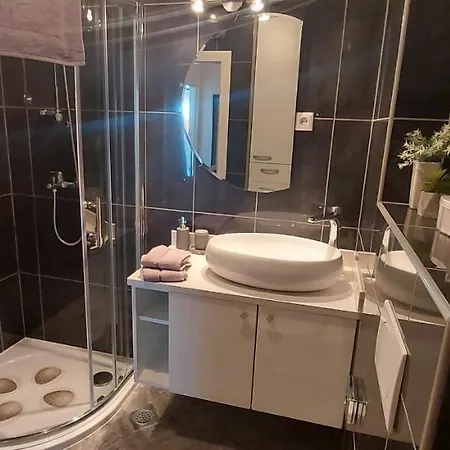 Tin Kaštela