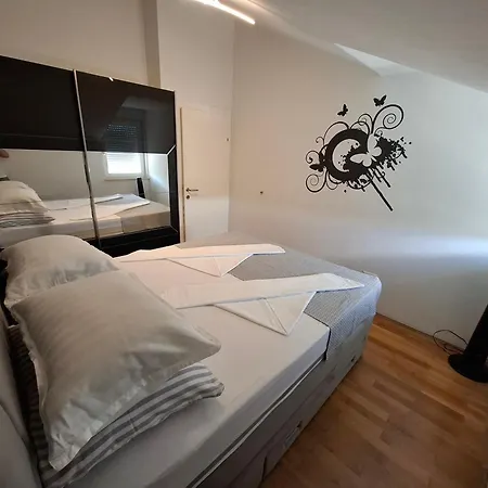 Appartement Tin Kaštela